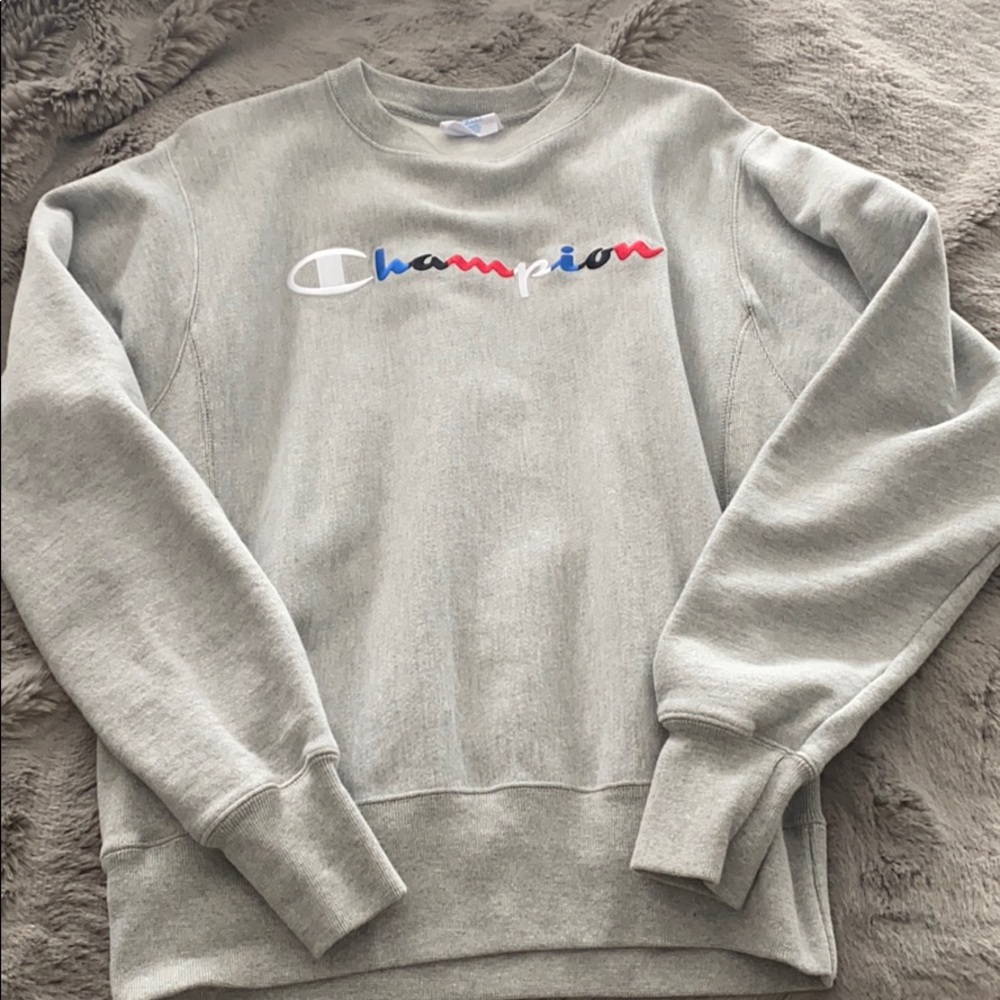 reverse weave champion crew neck!